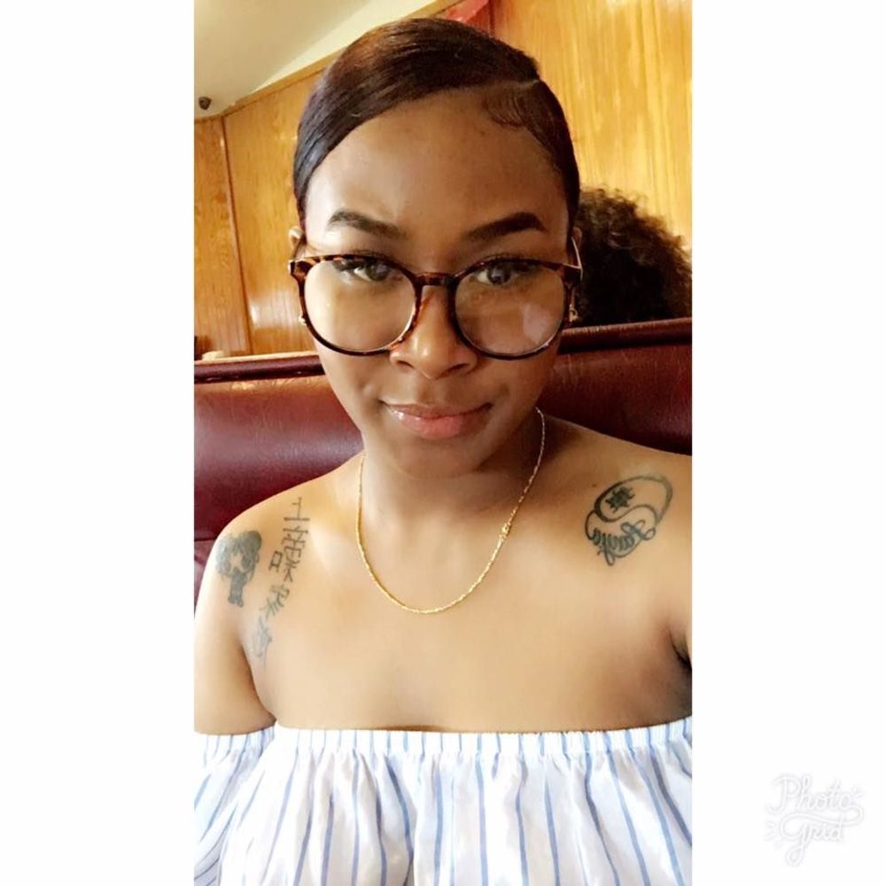 Meet your Posher, Lauryn